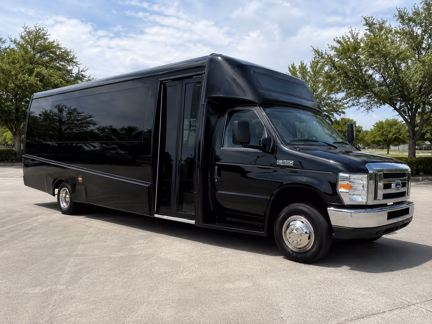 buses for kansas city day trips from lawrence schools