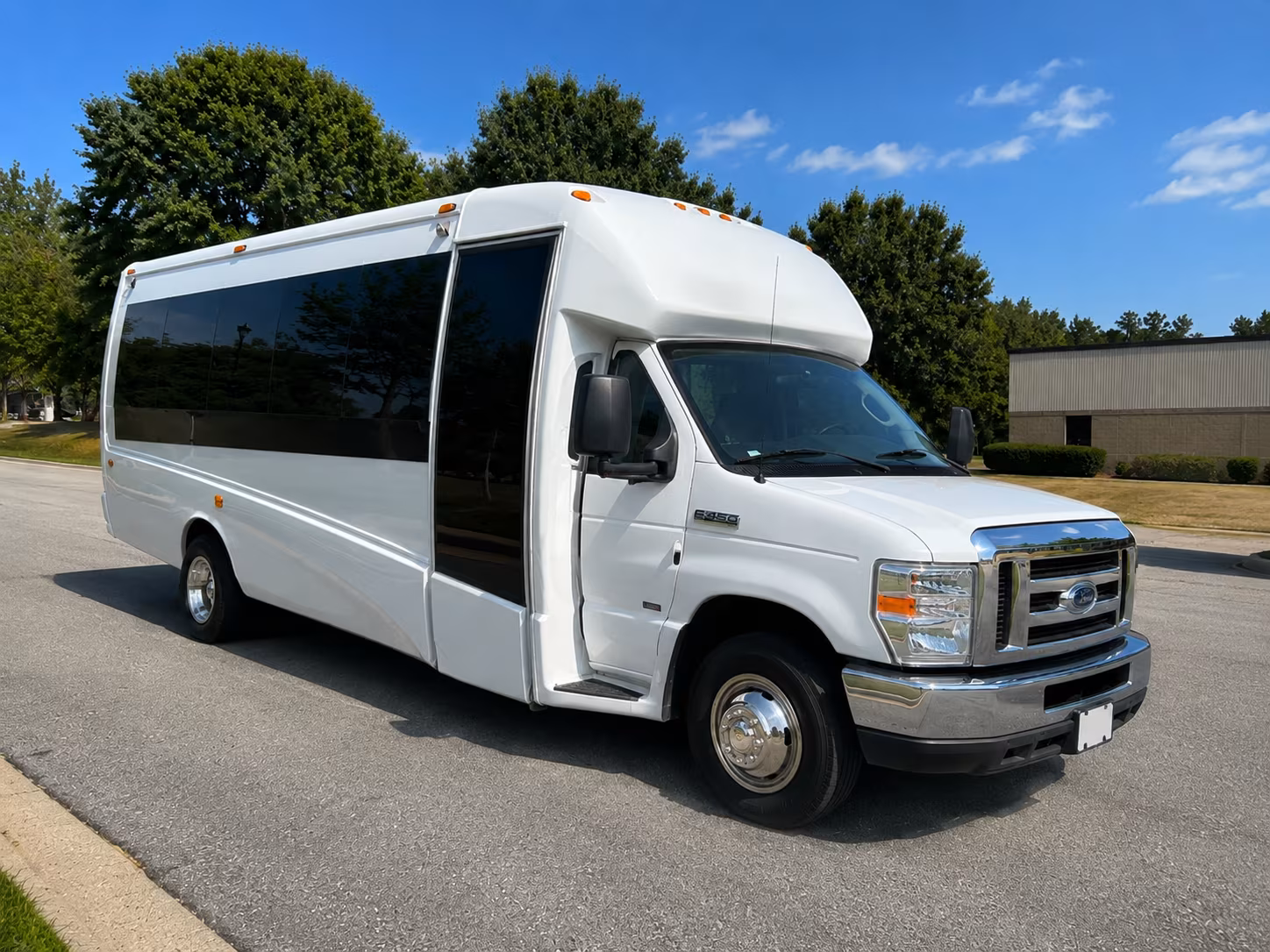 concert bus rentals for groups traveling from topeka or kansas city to lawrence shows