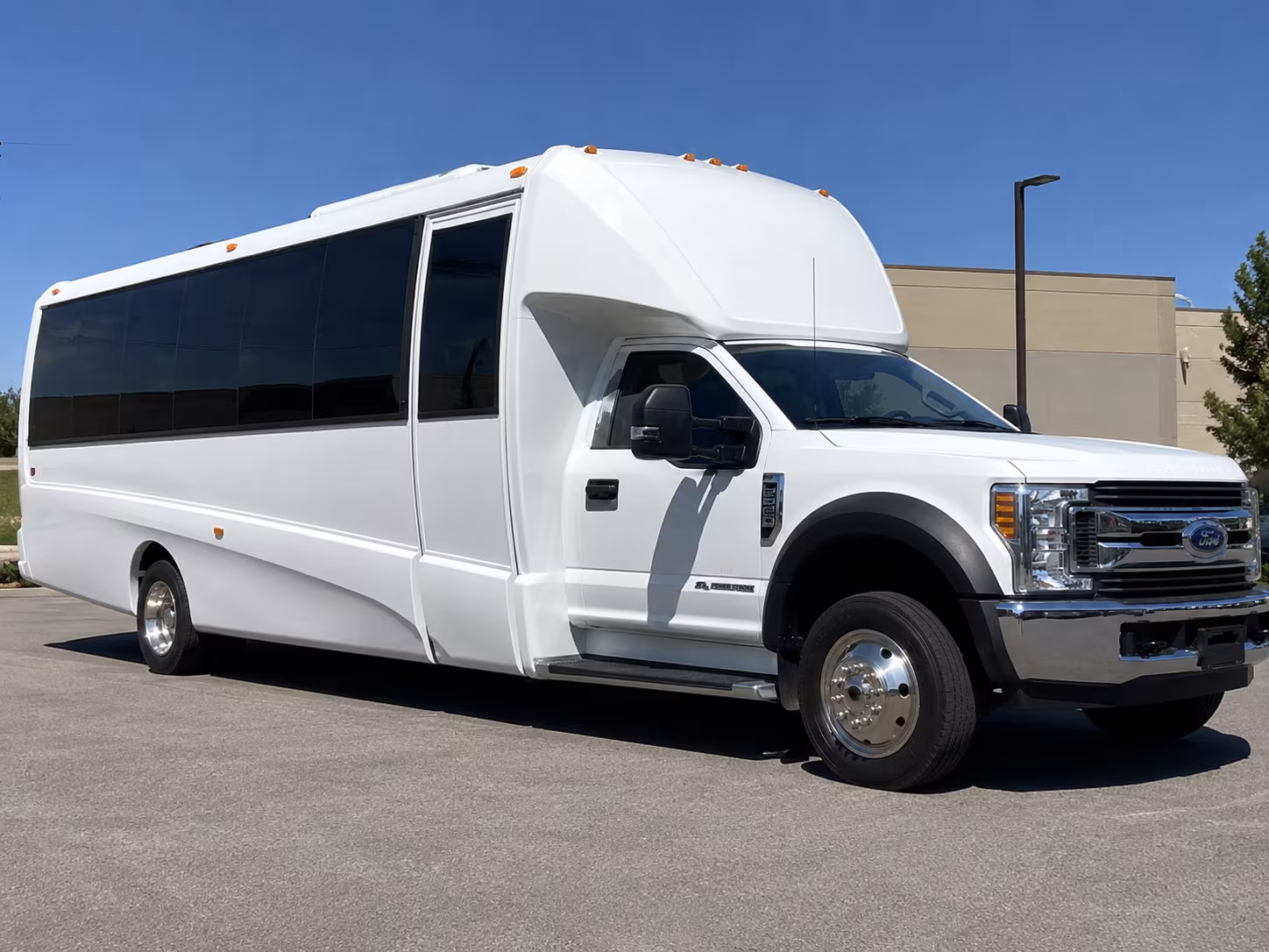 corporate shuttles and conference buses in lawrence