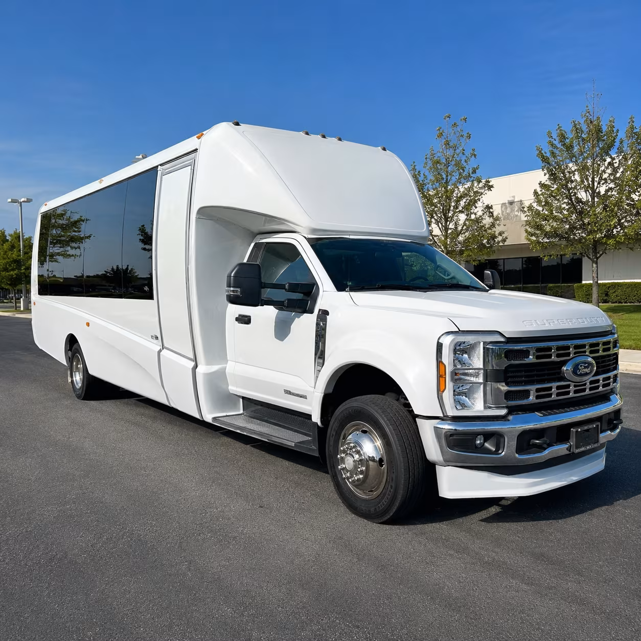employee shuttle buses for lawrence companies and ku departments