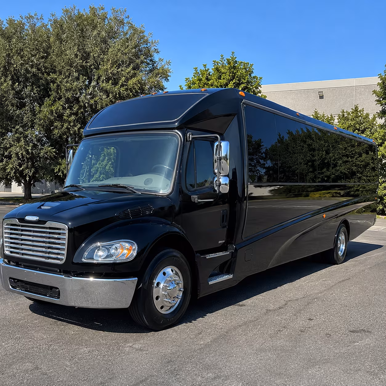 lawrence 20 passenger minibus