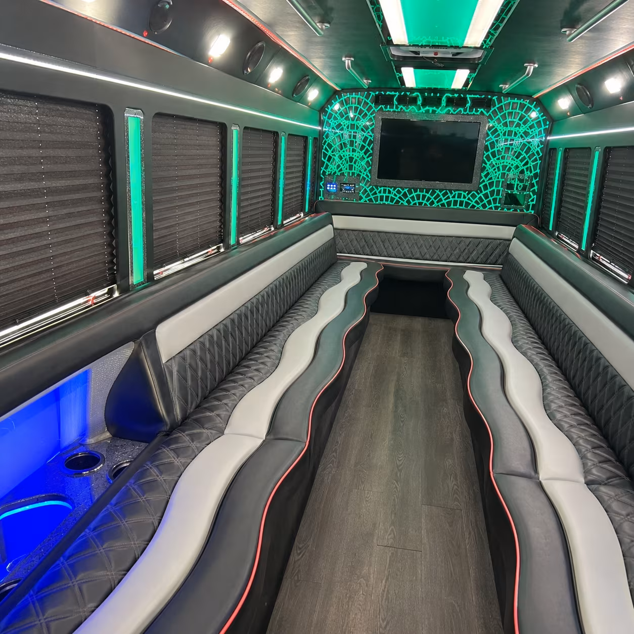 party buses and charter buses for kansas jayhawks basketball at allen fieldhouse